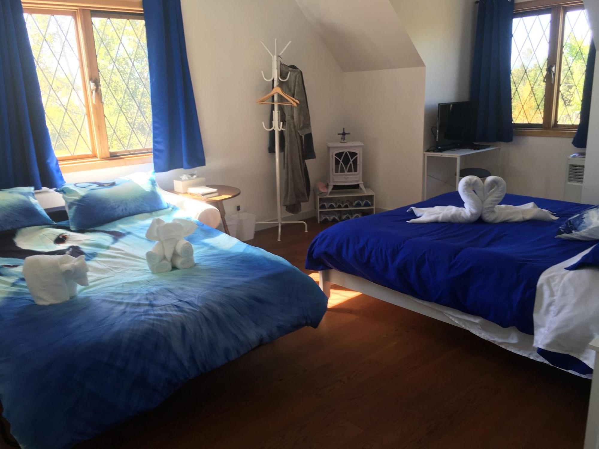 The Blue Cottage B&B Seventy Mile House Ngoại thất bức ảnh