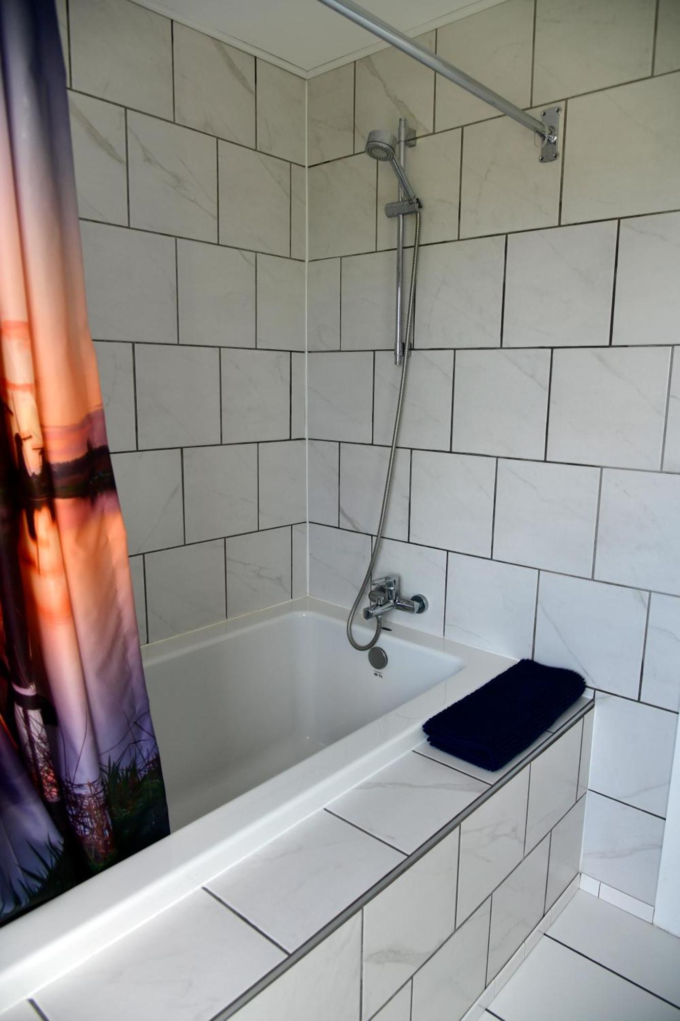 The Blue Cottage B&B Seventy Mile House Ngoại thất bức ảnh